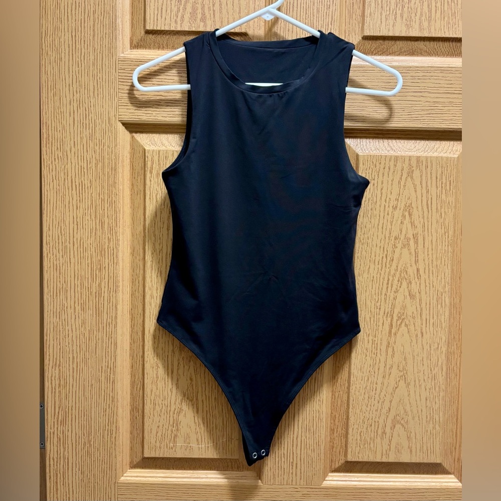 Women’s Sleeveless Bodysuit